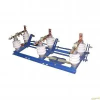 РЛНД-1-10III 400 Разъединитель с приводом ПР-01 (ПРН3-10), 1 заземляющий нож