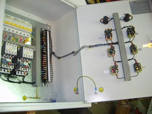 Сборка электрических щитов